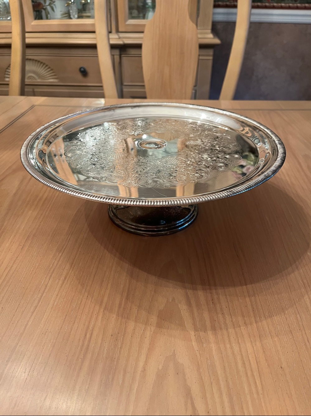 Vintage W M Rogers Silverplate Cake Stand